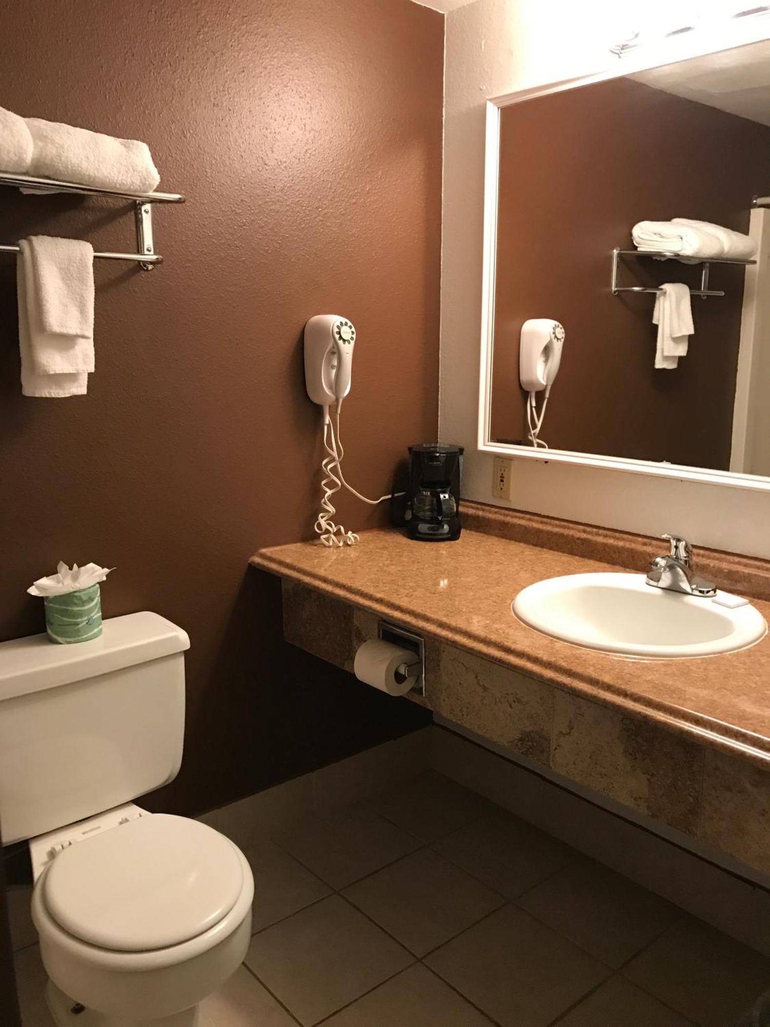 Fairbridge Inn & Suites - Льюистон Номер фото